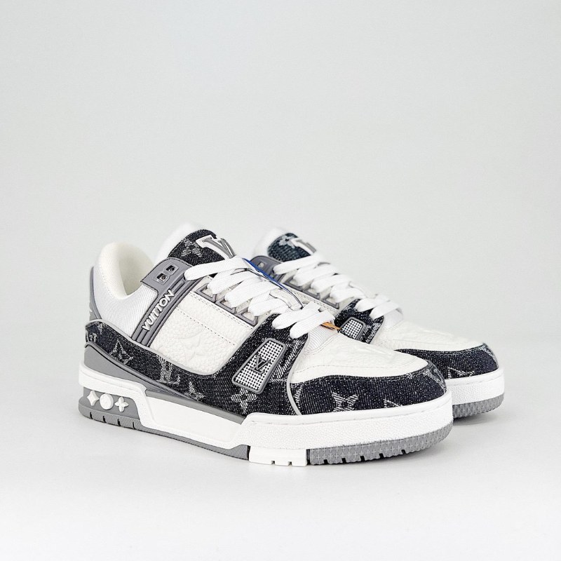 Louis Vuitton Trainer Sneaker LV156