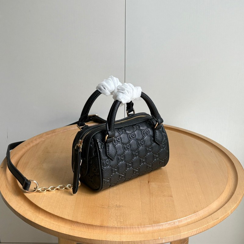 Shoulder Bag Gucci Black GC165