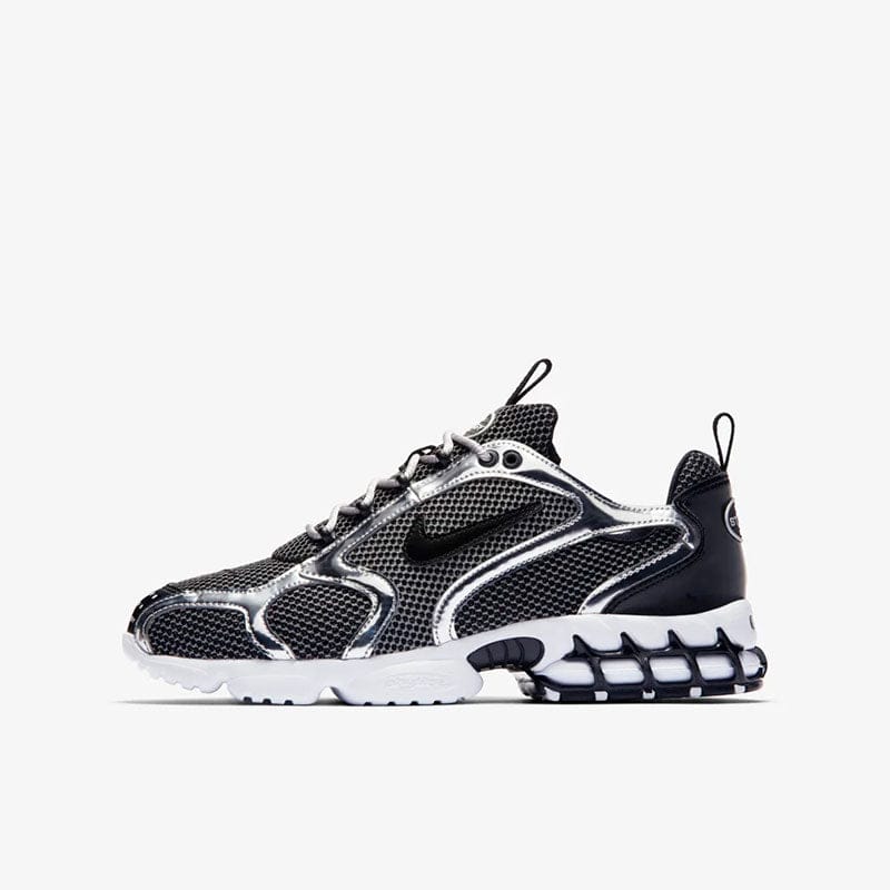 NIKE x STUSSY – Air Zoom Spiridon Cage 2 “Pure Platinum”